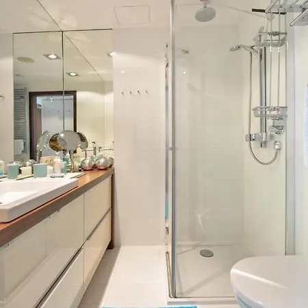 Apartament Marine Prywatny Apartament Studio Basen Jacuzzi Bezpłatne Kołobrzeg